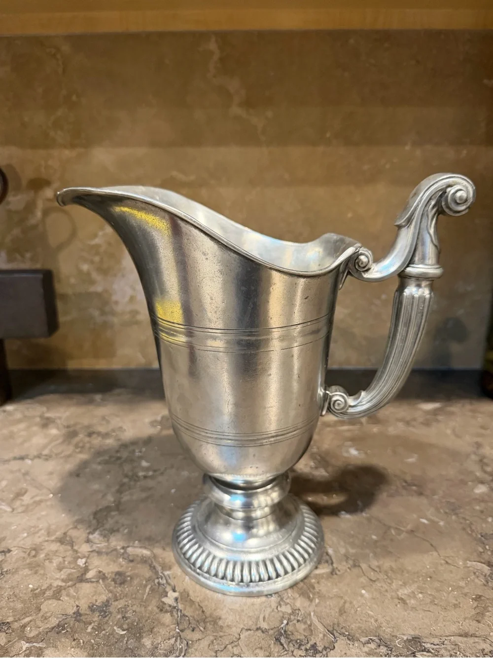 Arte Italica Peltro Romana Pitcher